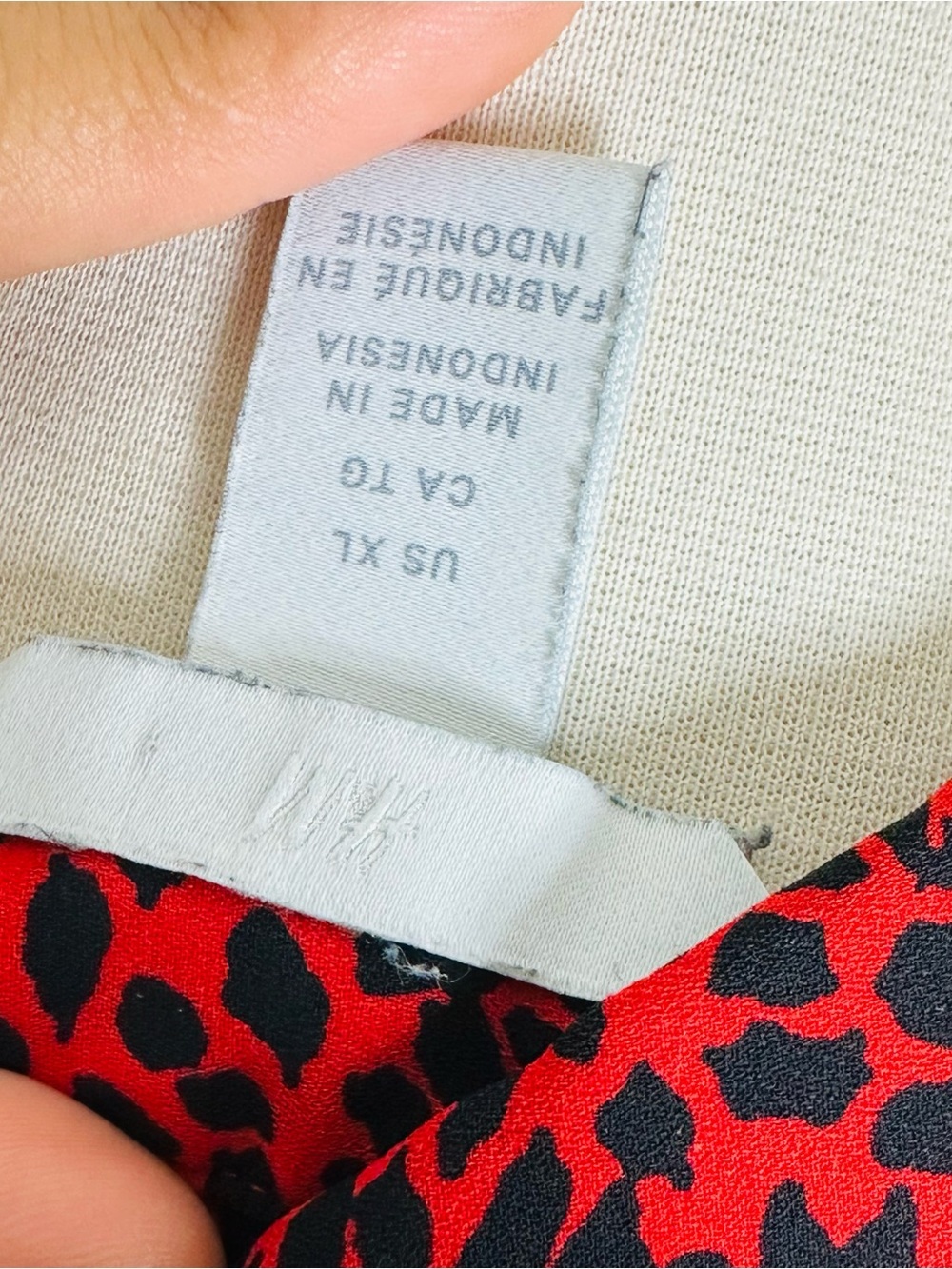 H&M Red and Black Printed Button-Down Shirt - Picture 5 of 7